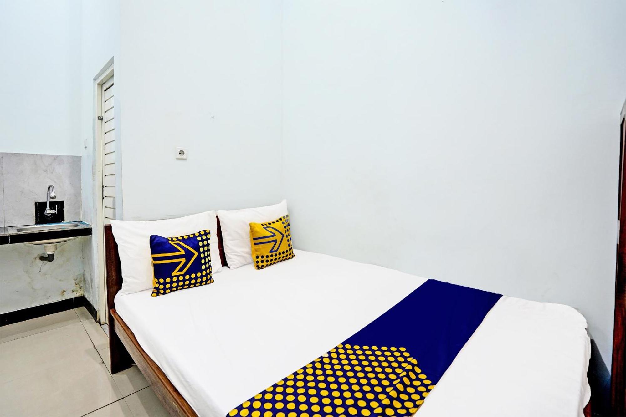 Oyo Life 91866 Paradise Ok Kost Syariah Mojokerto Bagian luar foto