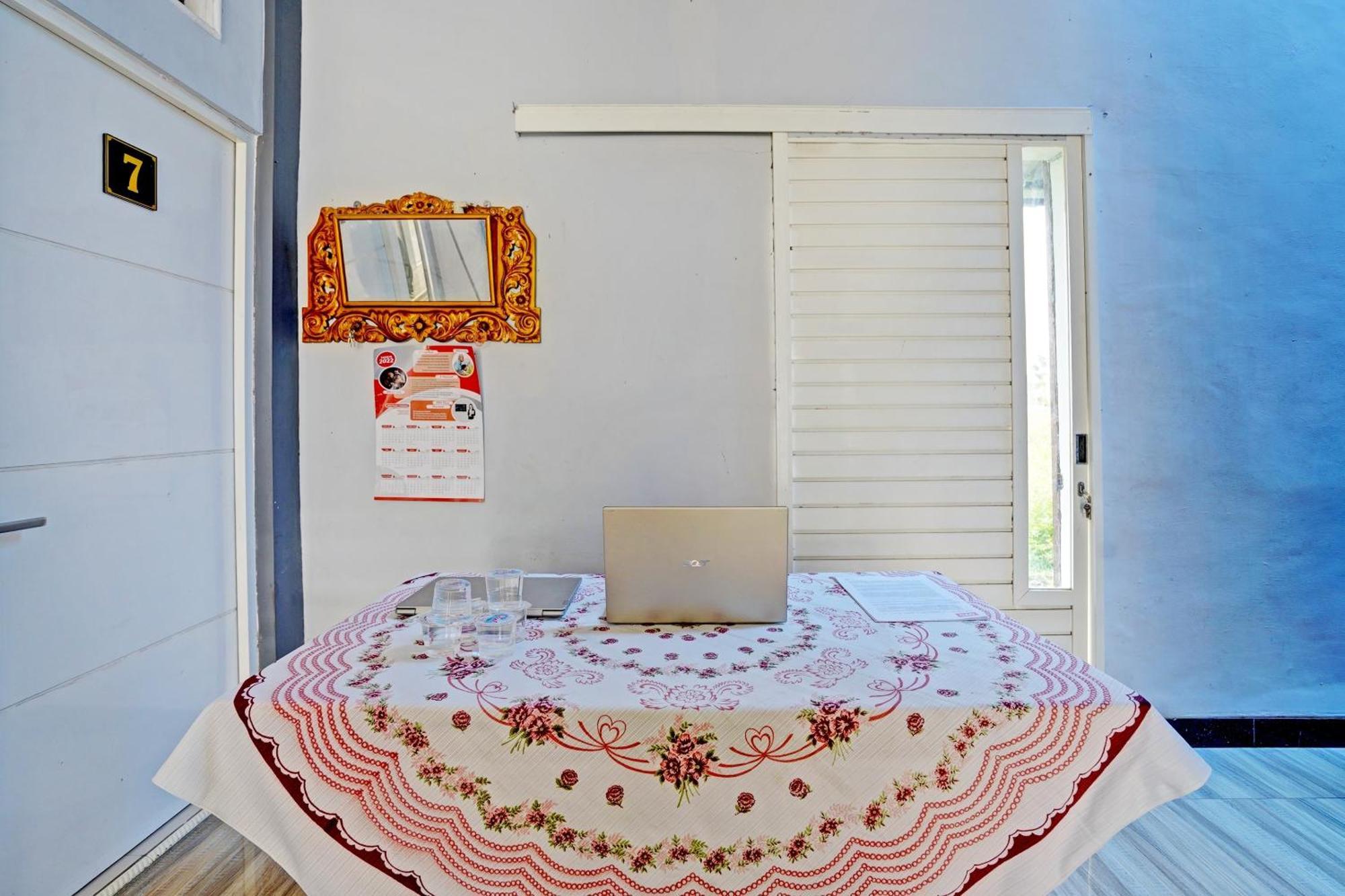 Oyo Life 91866 Paradise Ok Kost Syariah Mojokerto Bagian luar foto